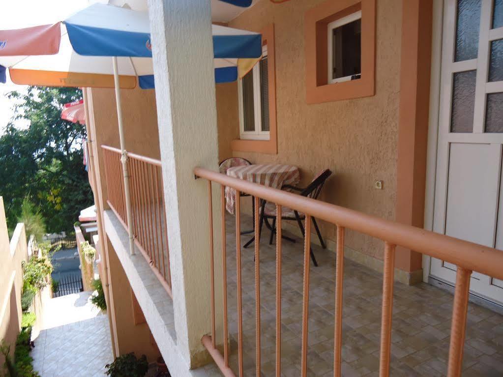 Apartments Villa Micunovic Herceg Novi Dış mekan fotoğraf